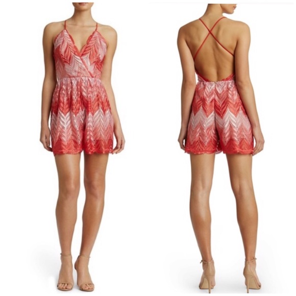 Dress the Population Pants - Dress The Population Brigitte chevron romper •nwot